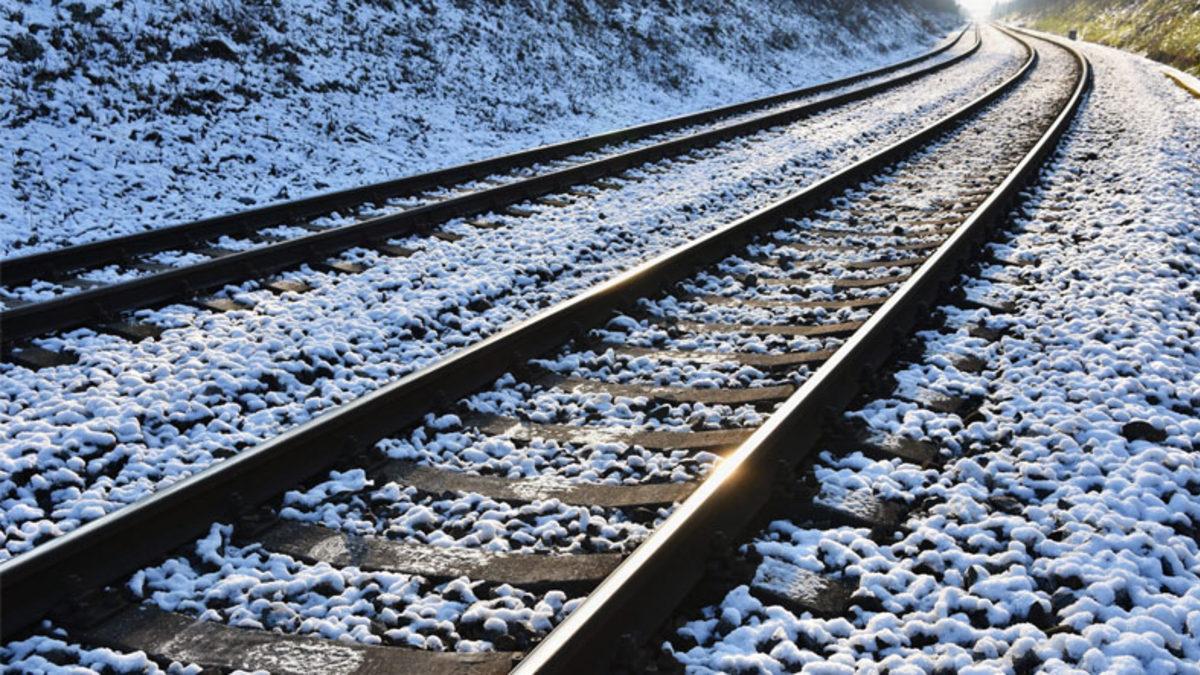 Trenlerin Direksiyonu Olmamasına Rağmen Keskin Virajlarda Bile Dönmesini Sağlayan Dâhiyane Sistem