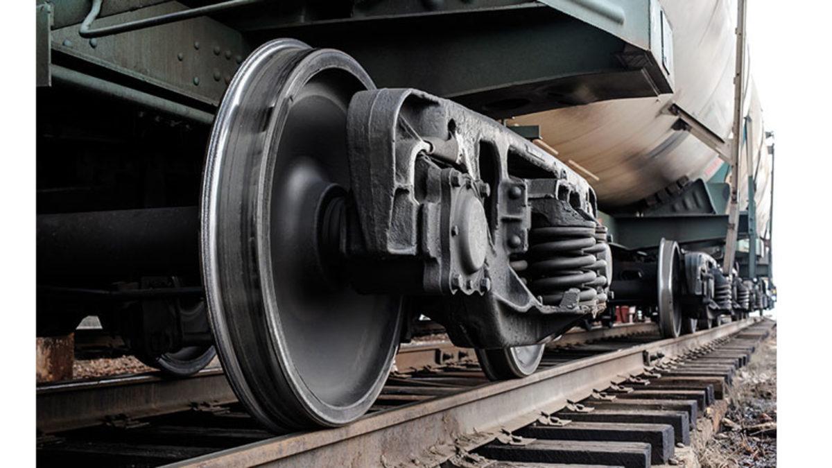 Trenlerin Direksiyonu Olmamasına Rağmen Keskin Virajlarda Bile Dönmesini Sağlayan Dâhiyane Sistem