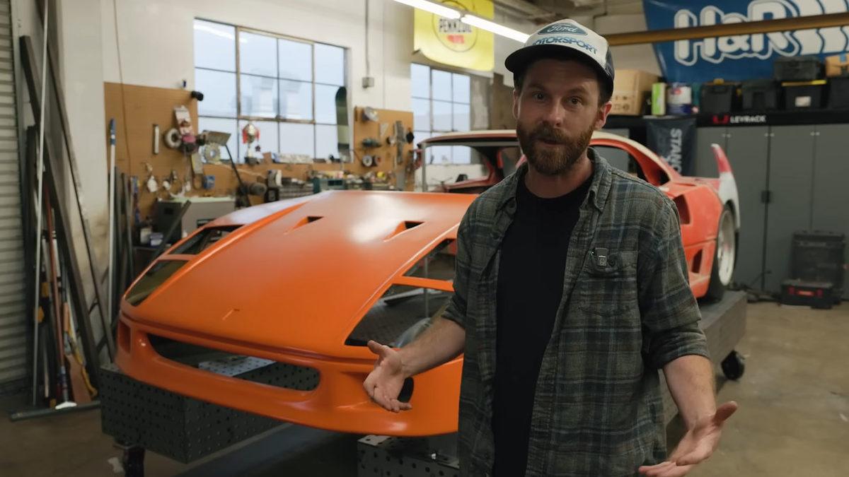 Bir YouTuber, Kendi Ferrari F40’ını Yapmaya Başladı [Video]