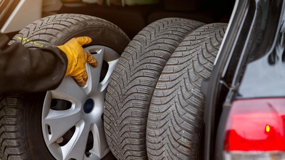 Değiştirmeden Önce Mutlaka Bilmelisiniz: Yeni Tekerlekler Öne mi Yoksa Arkaya mı Takılmalı?