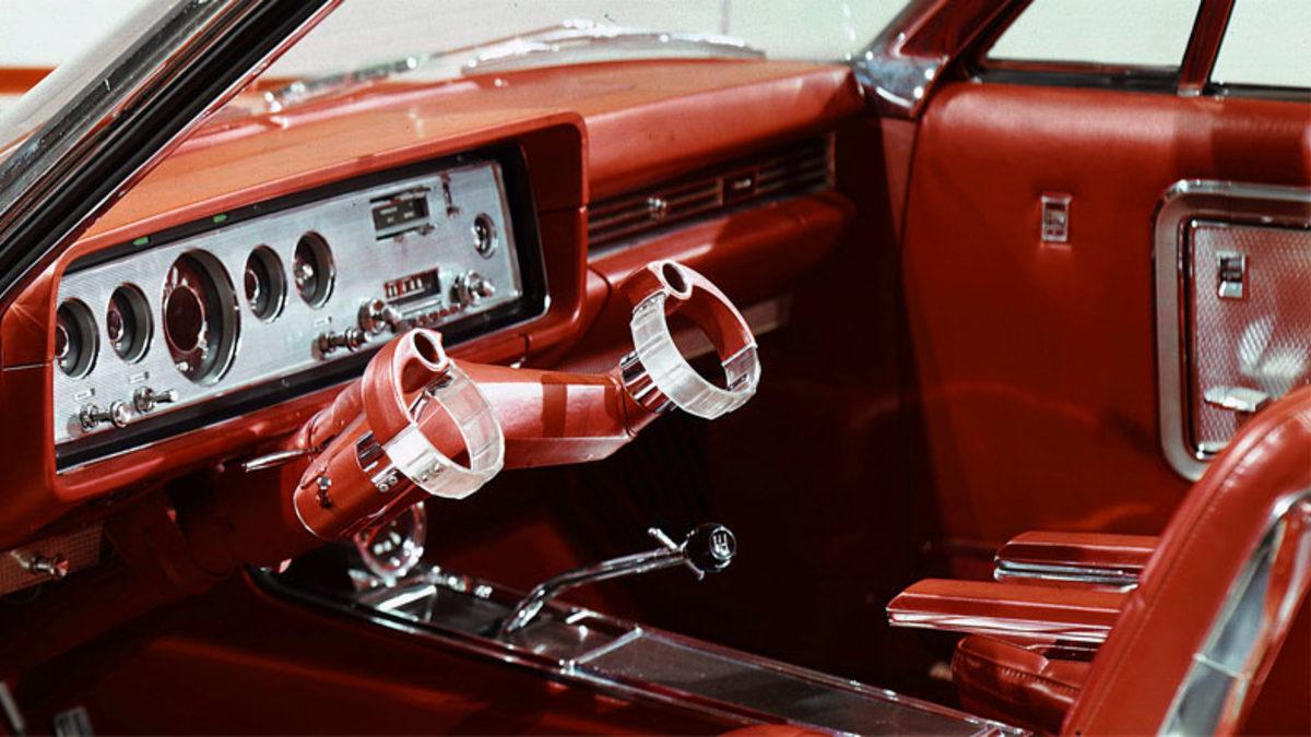 Tesla Model S’ye Bile İlham Kaynağı Olan Ford’un Bu Garip Direksiyon Tasarımı Neden Tam Bir Hayal Kırıklığıydı?