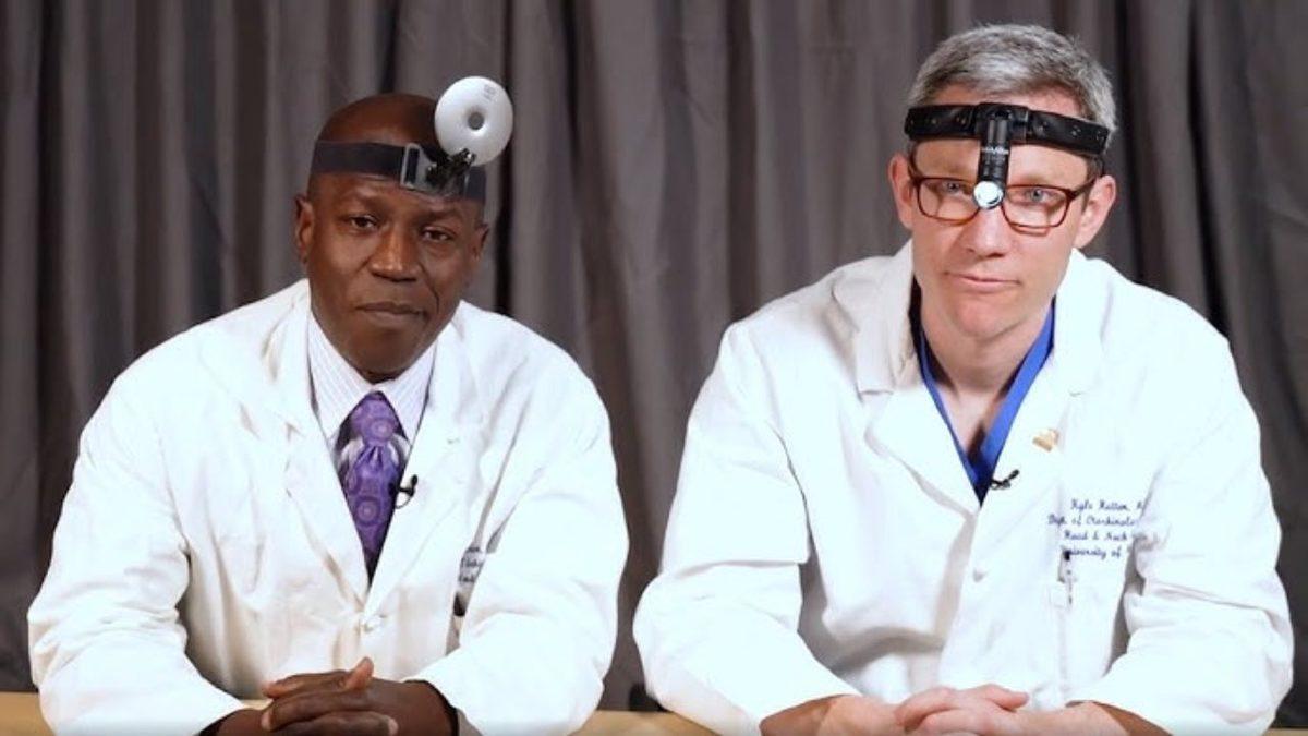 Doktorların Kafalarına Taktıkları Bu Yuvarlak Metal Şey Tam Olarak Neyin Nesi?