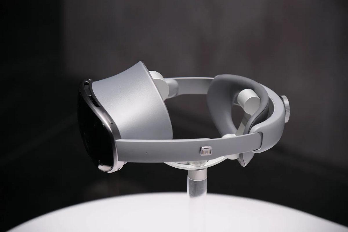 Samsung’un Karma Gerçeklik Gözlüğü Kanlı Canlı Görüntülendi (E Bu Vision Pro Olmuş)