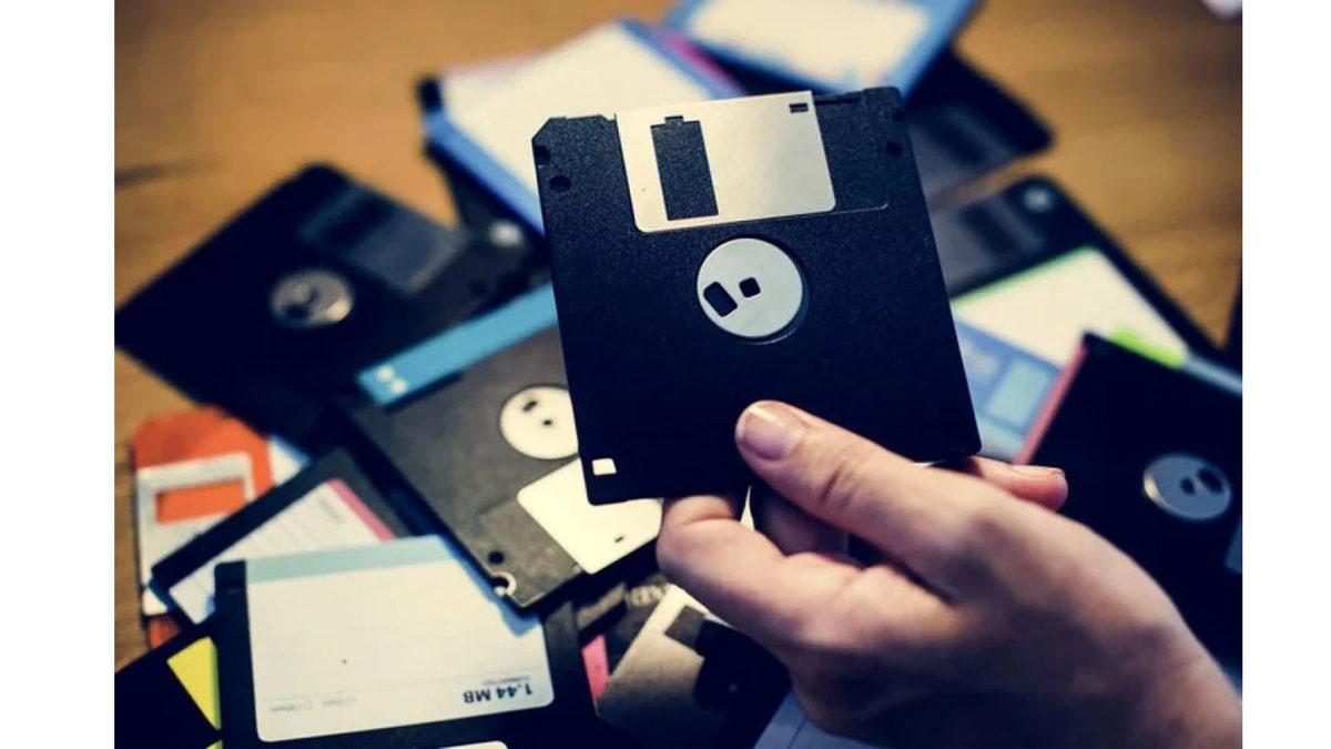 Dikkat, Ağır Nostalji İçerir: 2000’lerde Kullandığımız Unutulmaz Teknolojiler