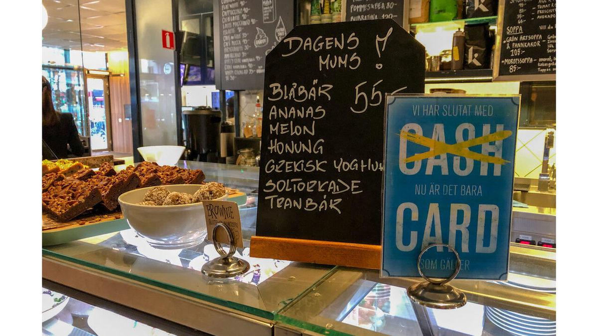 20 Yıl İleriden Gidiyorlar: İsveç’te Nakit Para Kullanılmamasının Sebebi Ne?