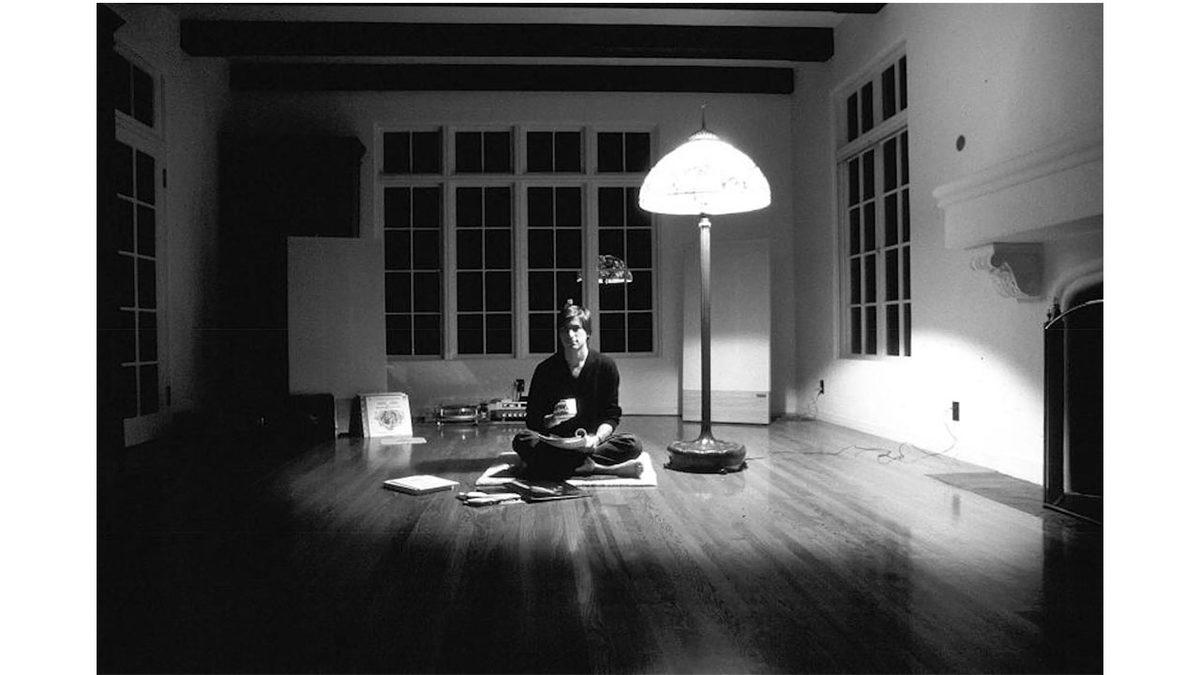 Steve Jobs’un Tuvalet Suyuna Ayaklarını Sokma Alışkanlığının Sebebi: Gerek Var mıydı Gerçekten?