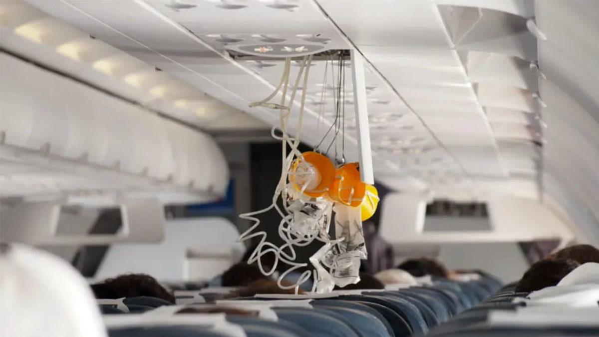 Uçaklardaki Oksijen Maskeleri Herhangi Bir Hava Tankına Bağlı Olmadıkları Hâlde Oksijeni Nasıl Sağlıyor?