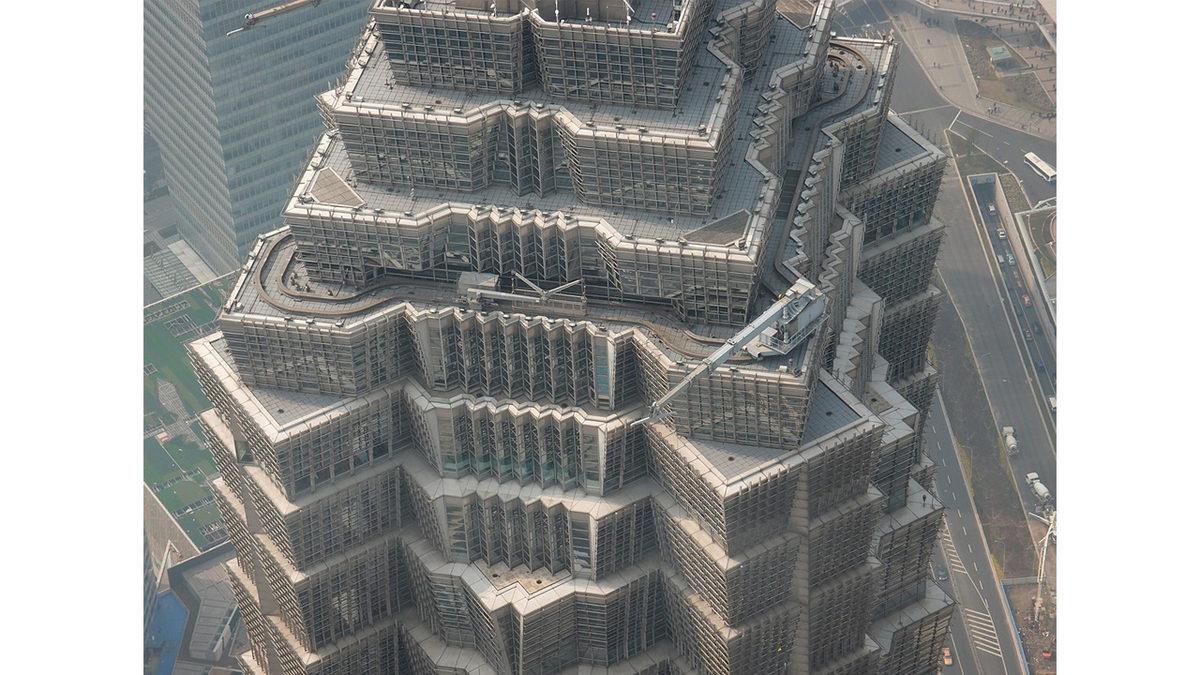 88 Katlı, 8 Bölümlü... Çin’deki Bu Devasa Kulenin İnşasında Neden Özellikle ’8’ Rakamı Kullanıldı?