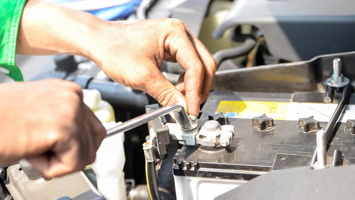 Arabanızın Motorunu Foşur Foşur Yıkayabilir misiniz? İşte Dikkat Etmeniz Gereken Önemli Detaylar!