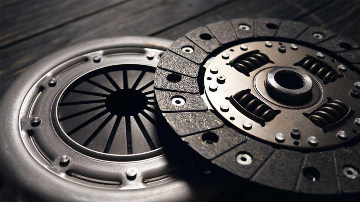 Masrafı Çok Can Yakar: Arabalarda Debriyaj Balatasının Ömrünü Uzatmanın 5 Yolu