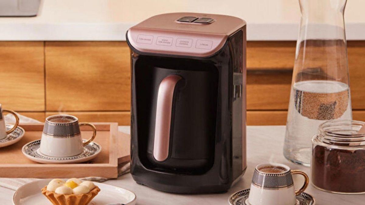 Kullanışlı ve Şık Tasarım, Lezzeti Artıran Yüksek Performans: Karaca Kahve Makineleri