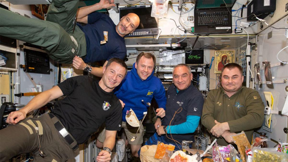 Astronotlar Neden Baharatlı Yemek Yiyemez? Çok Mantıklı Bulacağınız Sebepleri Var!