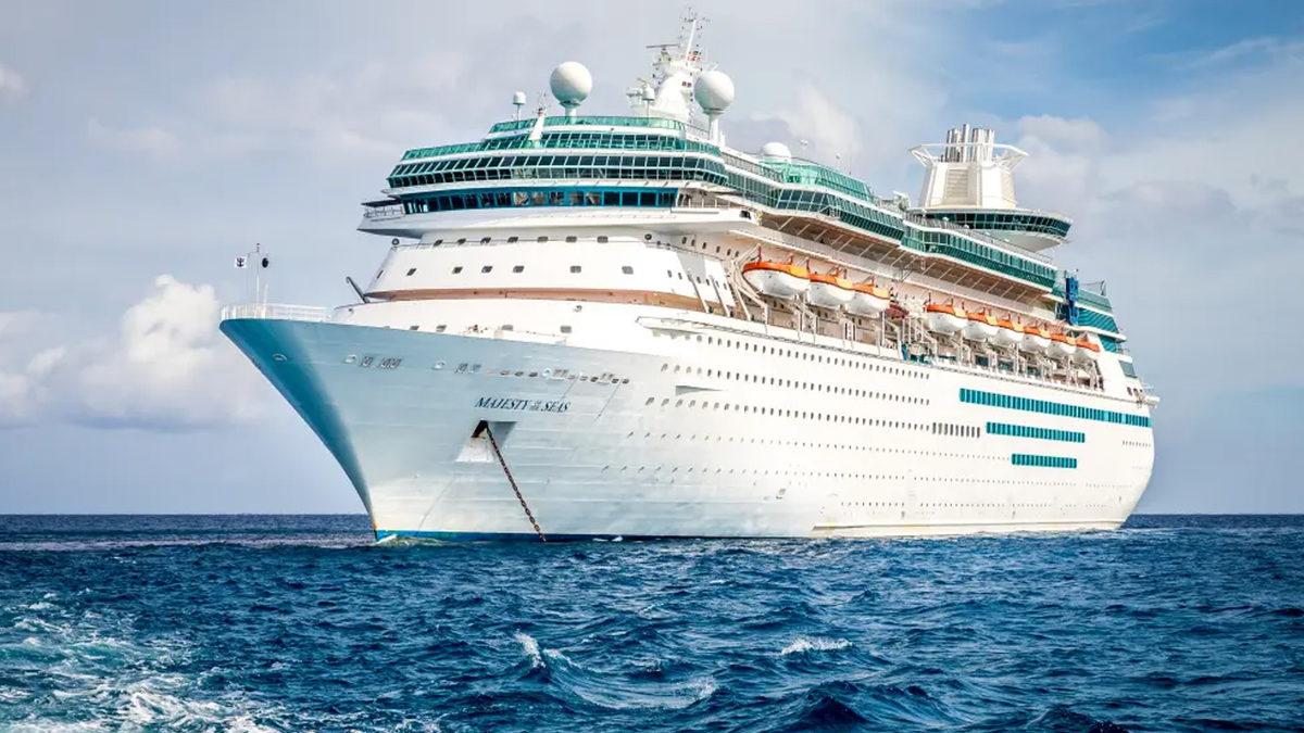 Artık Karada Yürüyemiyor! 30 Yıldır Gemide Yaşayan Kübalı Adamın İlginç Hikâyesi