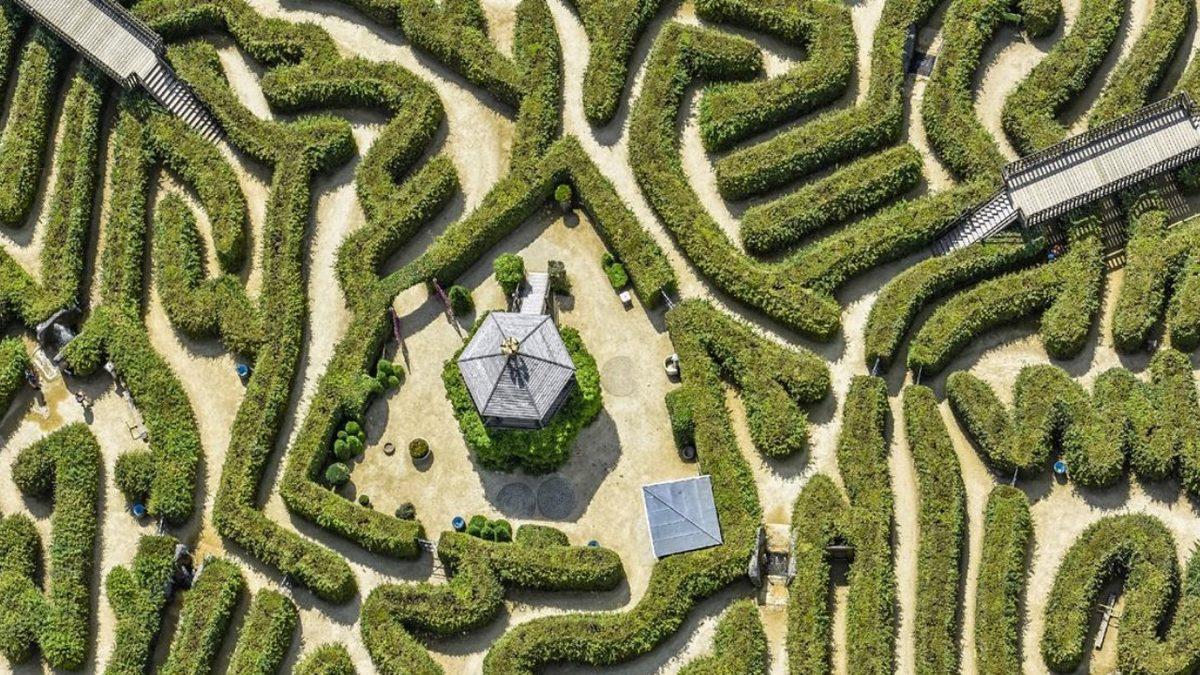 Harikulade Mimarisi İle Yön Bulmada Usta Olanların Bile Başını Döndürecek Dünyanın En Ünlü 8 Labirenti