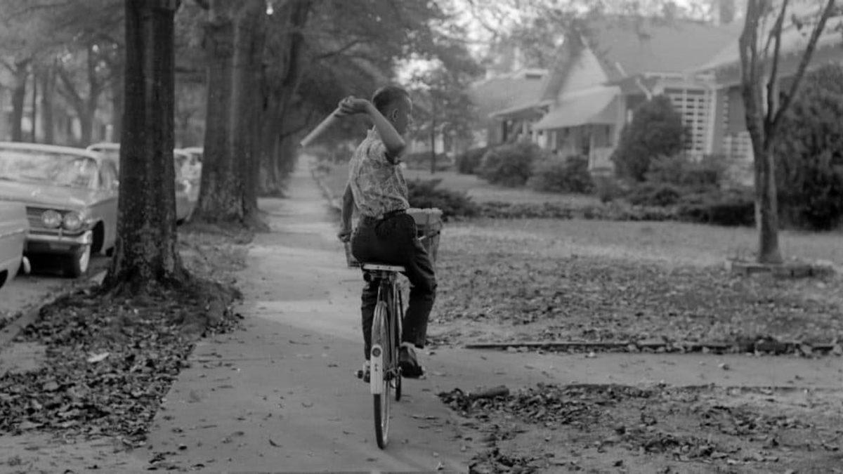 ABD’de Gazeteler Neden Posta Kutusuna Koyulmuyor da Kapının Önüne Gelişigüzel Fırlatılıyor?