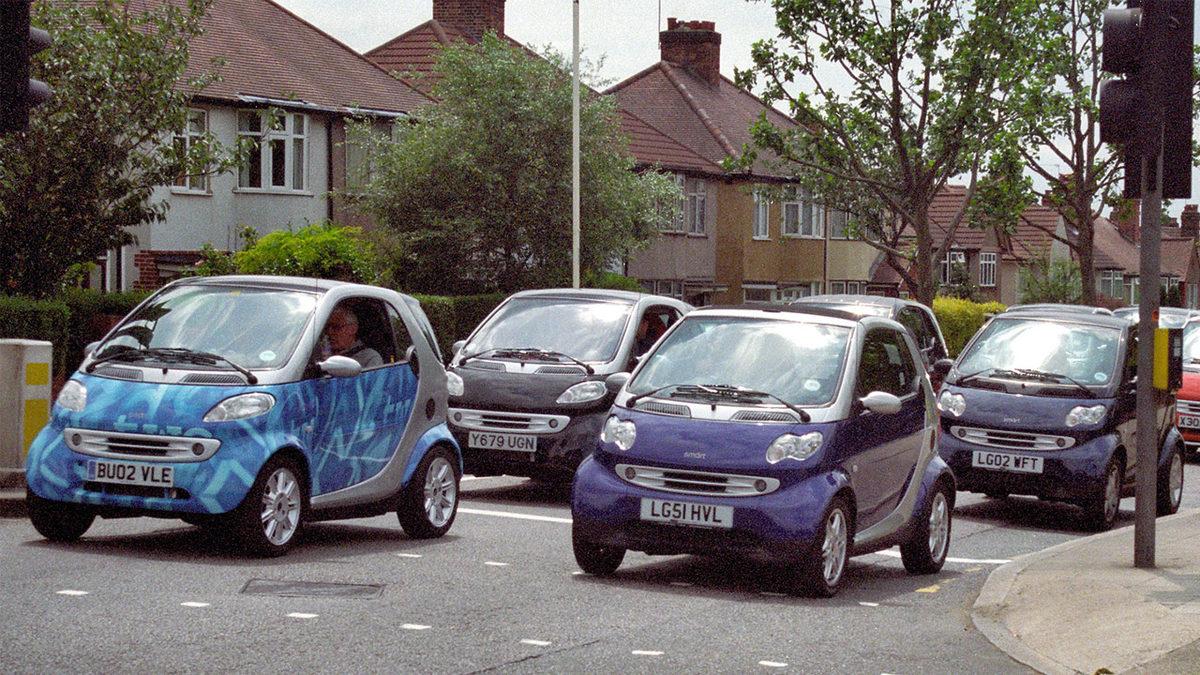 İsviçreli Saat Üreticisi Swatch’ın, Mercedes Benz ile Ortak Markası Smart Neden Başarısız Oldu?