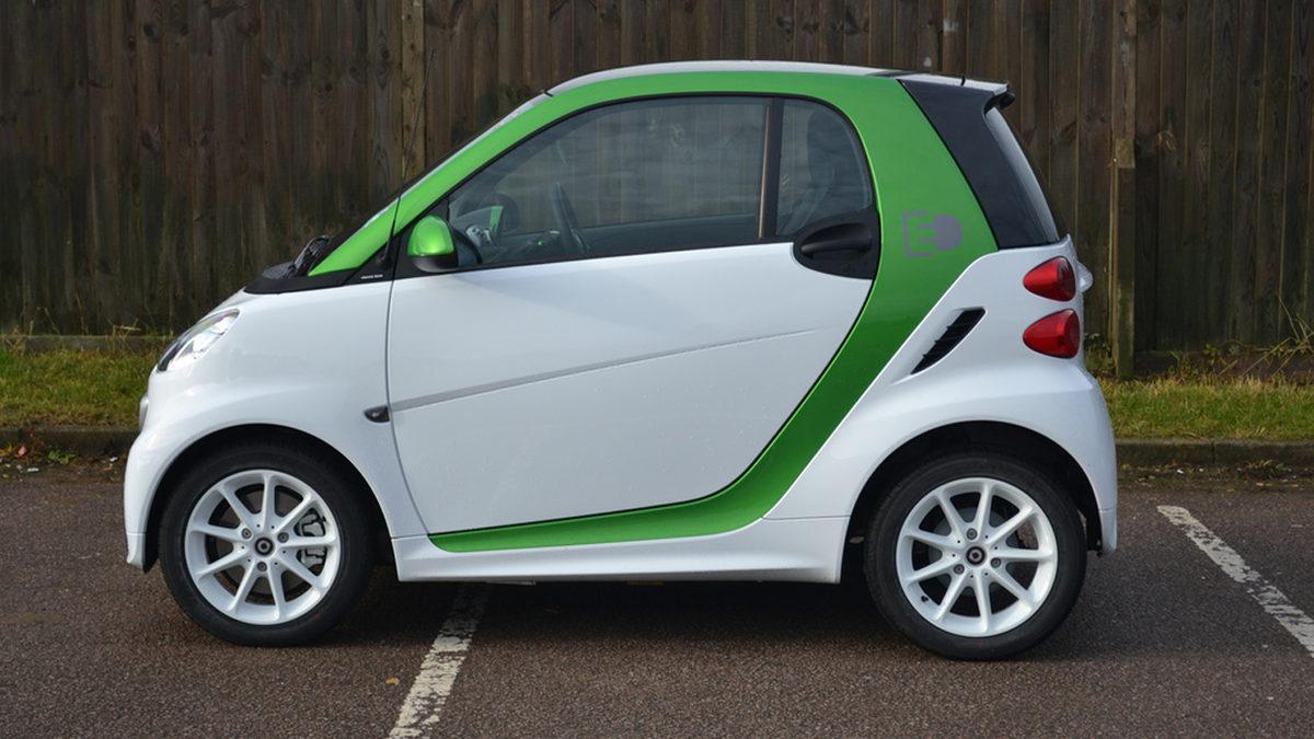 İsviçreli Saat Üreticisi Swatch’ın, Mercedes Benz ile Ortak Markası Smart Neden Başarısız Oldu?