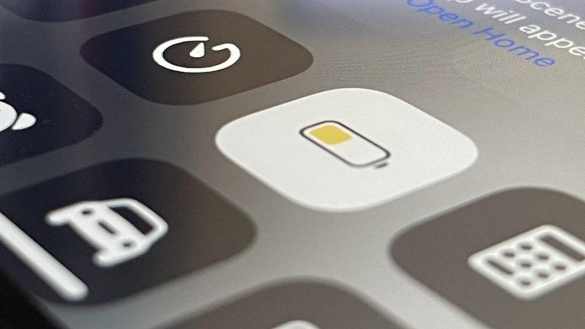 iPhone ve iPad’leri Düşük Güç Moduna Aldığımızda Ne Değişiyor da Şarj Tüketimi Azalıyor?