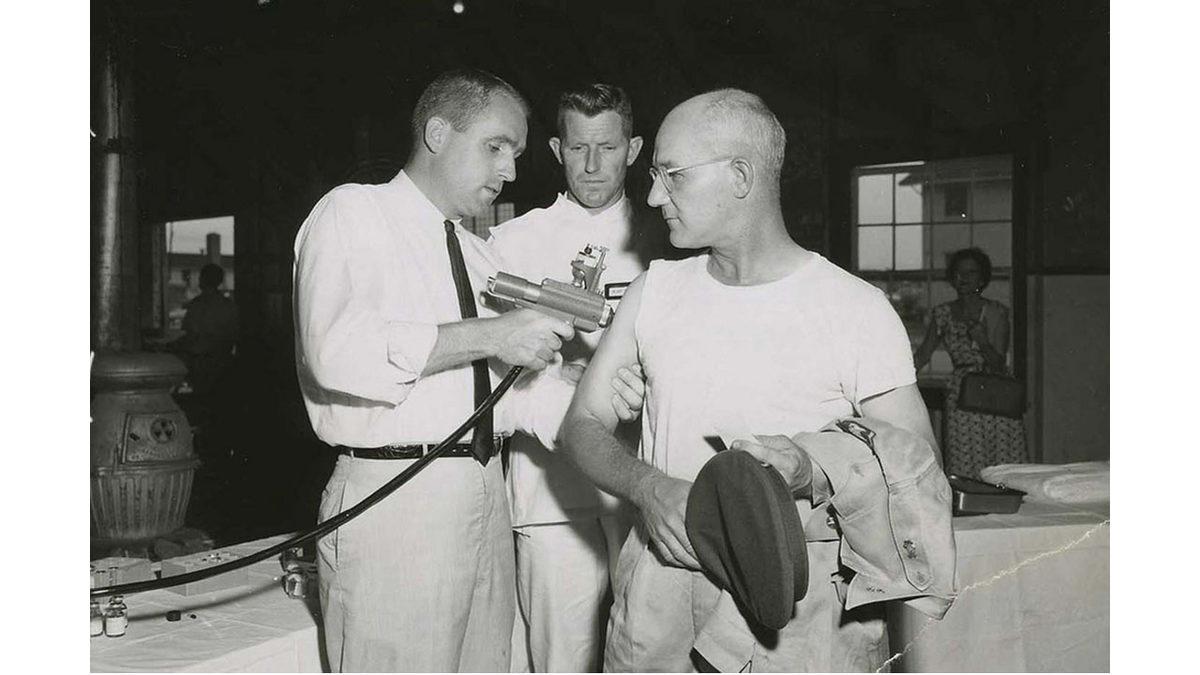 1960’larda Ortaya Çıkan İğnesiz Aşı Yöntemi Jet Enjektör: Neden Hâlâ Kullanmıyoruz?