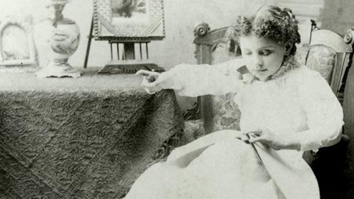 Kör, Sağır ve Konuşamayan Hellen Keller’ın İçinizi Titretecek Başarı ve Hayatta Kalma Hikâyesi