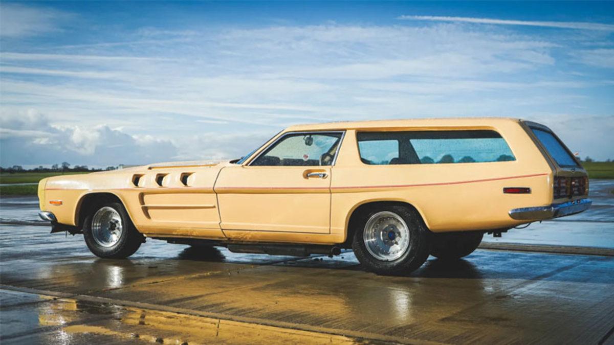 Bir Uçak Motoruna Sahip Dünyanın En Güçlü Otomobili 