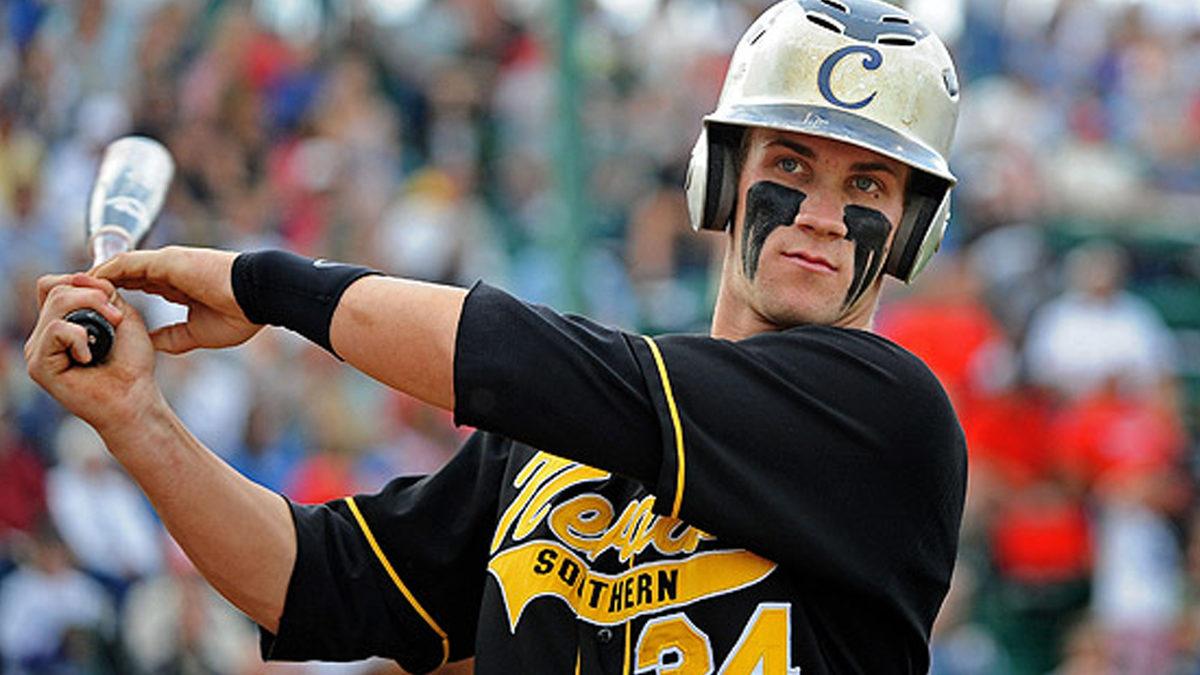 Sporcuların Göz Altlarına Sürdükleri Siyah Boya Gerçekten İşe Yarıyor mu Yoksa Sadece Plasebo Etkisinden mi İbaret?