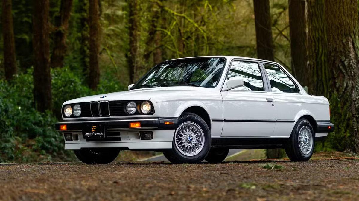 1,6 Milyon Kilometre ve Tek Bir Arıza Bile Yok! Mobil 1 ile BMW E30’un Efsanevi Hikâyesi