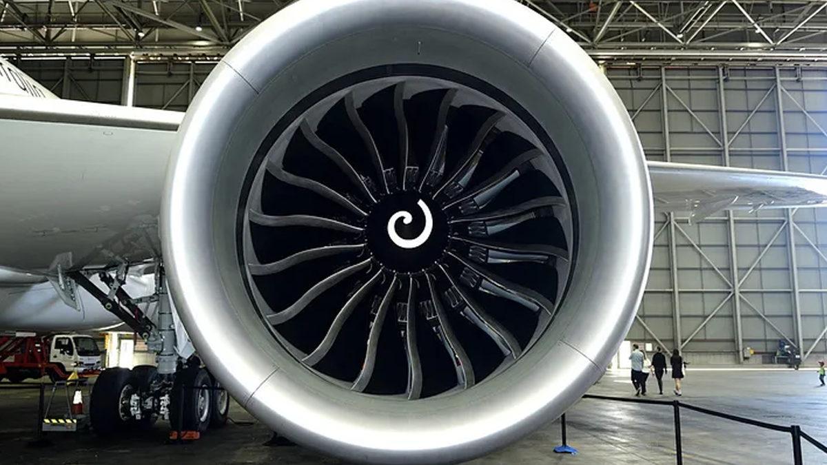 Pilotlar ve Mühendisler Biliyor, Peki Ya Siz? Uçak Motorlarının Ortasındaki Spiral Çizgiler Ne İşe Yarıyor?