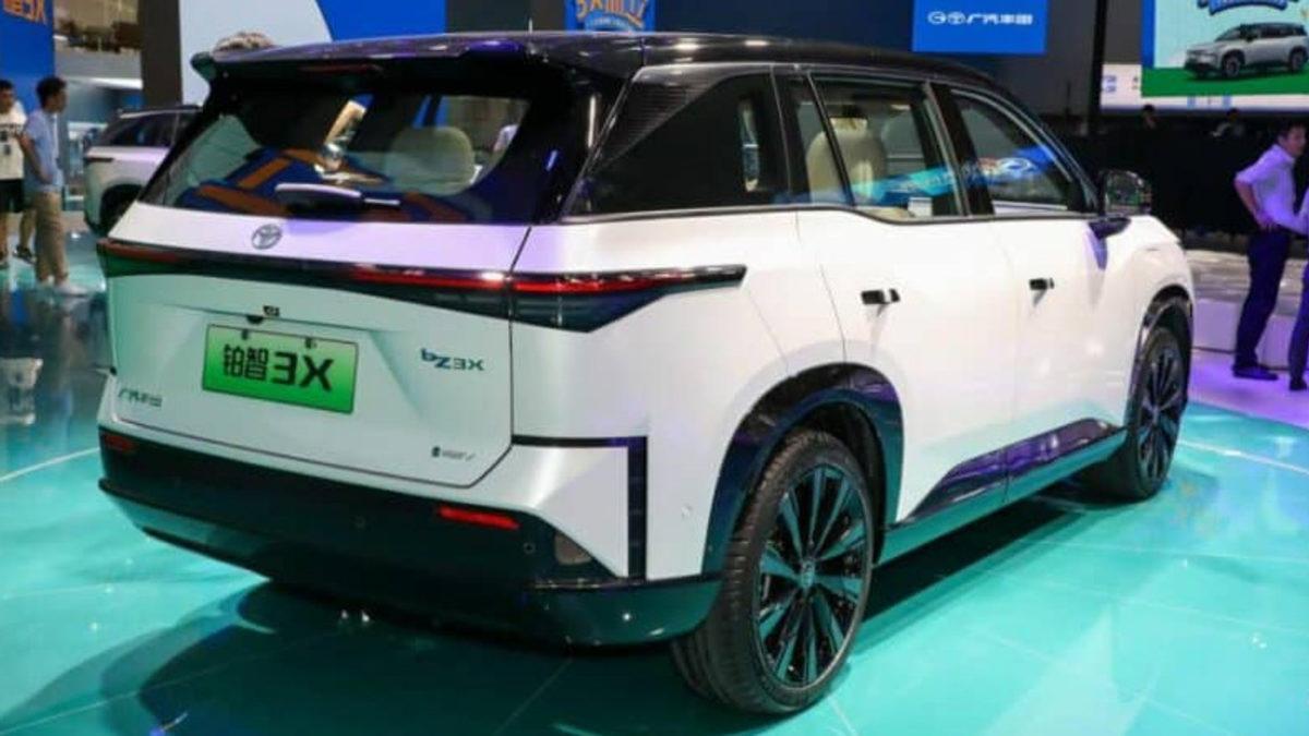 Toyota, Egea’nın Yarı Fiyatına Satacağı Elektrikli SUV Modelini Tanıttı: Karşınızda bz3X!