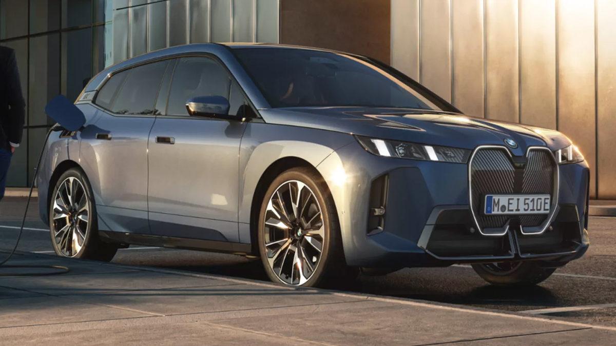 Yenilenen BMW iX Türkiye’de: İşte Bakıp Bakıp İç Çekeceğiniz Fiyatı...