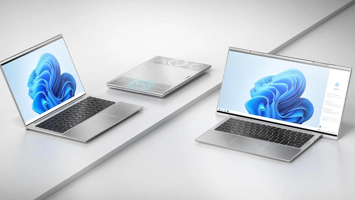 Ekranı Yana Doğru Genişleyen, Sarılabilir Ekranlı Dizüstü Bilgisayar Konsepti