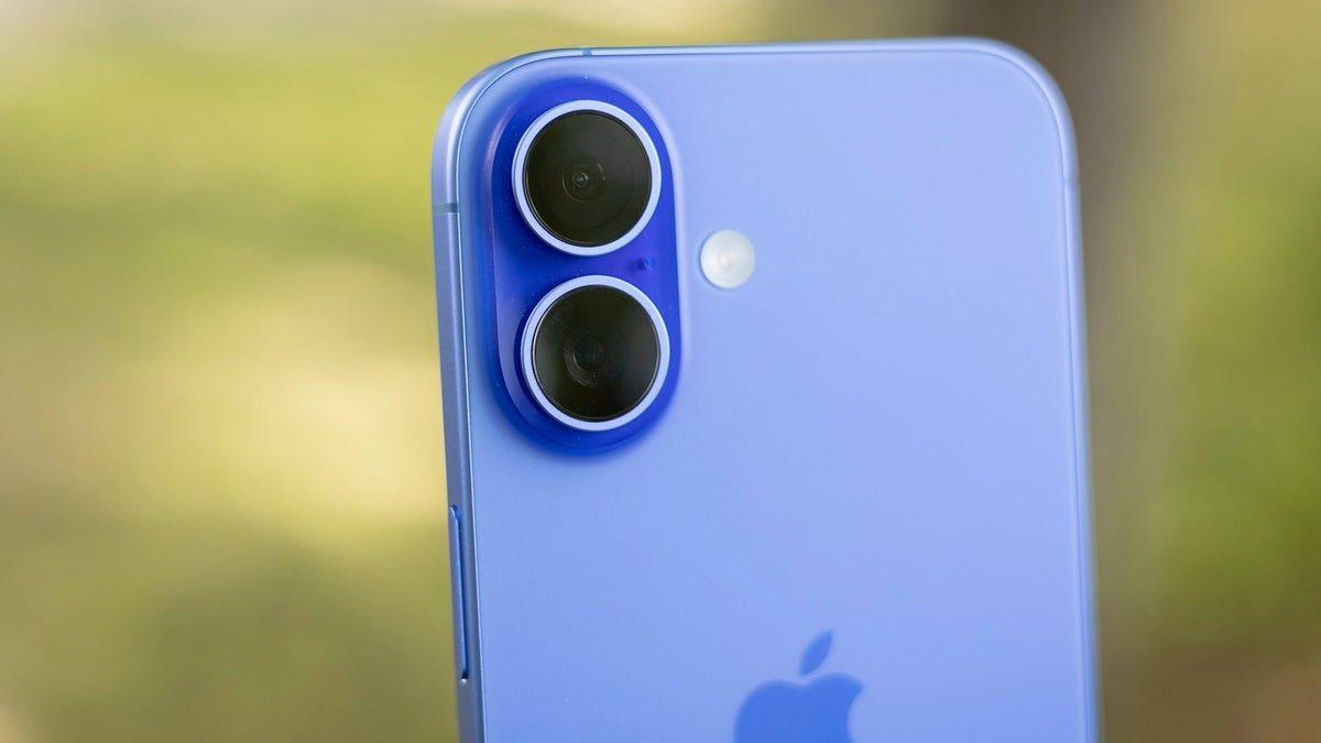 Bırakın iPhone’lara Gelecek Yapay Zekâyı, Artık iPhone’ların Kendisini Yapay Zekâ Üretecek