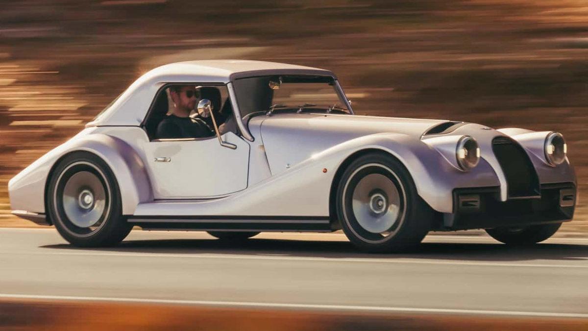 Gerçek Zamanda Yolculuk Otomobili: 100 Yıl Geçmişten Gelen Modern Spor Otomobil 2025 Morgan Supersport Tanıtıldı