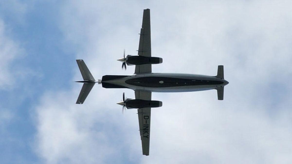 Normalde Pervaneli Uçakların Pervaneleri Ön Tarafa Bakarken Bazıları Neden Arkaya Bakıyor? (Pek de İyi Bir Şey Değilmiş)