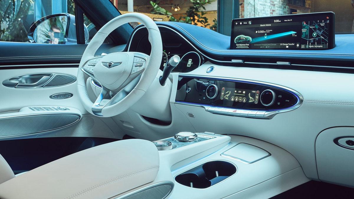 Otomobil Üreticileri Neden Maliyeti Düşük Donanımları Paketlere Eklemekten Kaçınıyor da Üstüne Para Ödüyoruz?