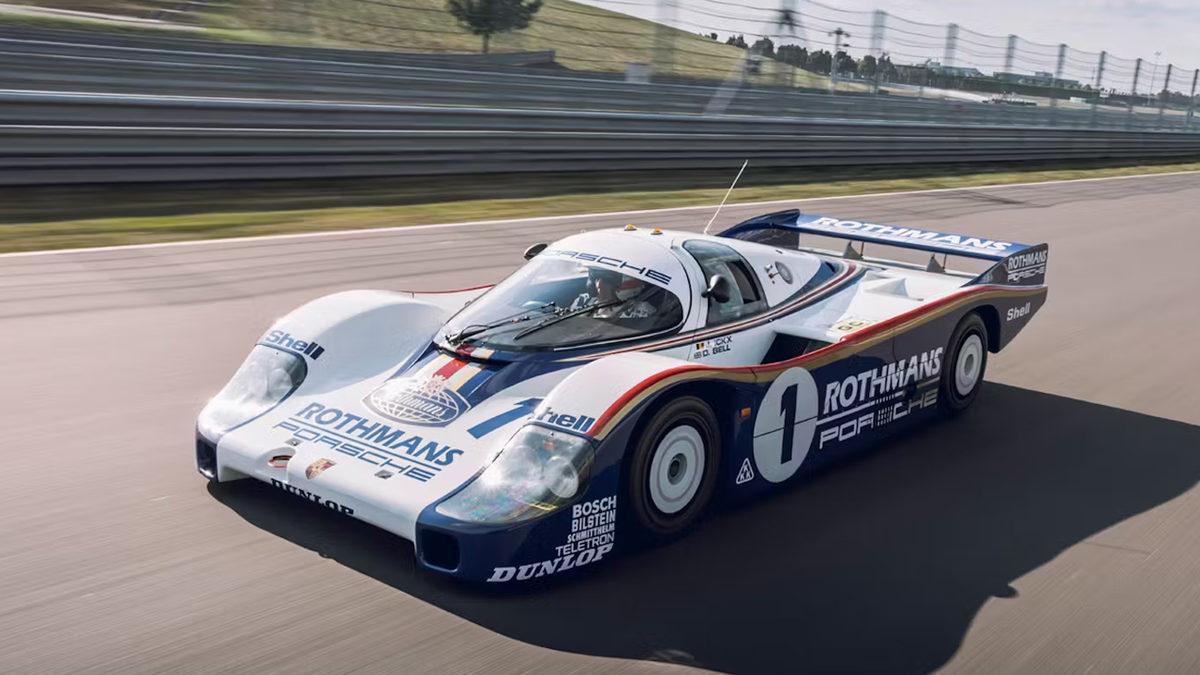 Ekranınızı Çevirmeyin: Porsche, Efsane Modeli 956’yı Neden Müzede Ters Bir Şekilde Sergiliyor?