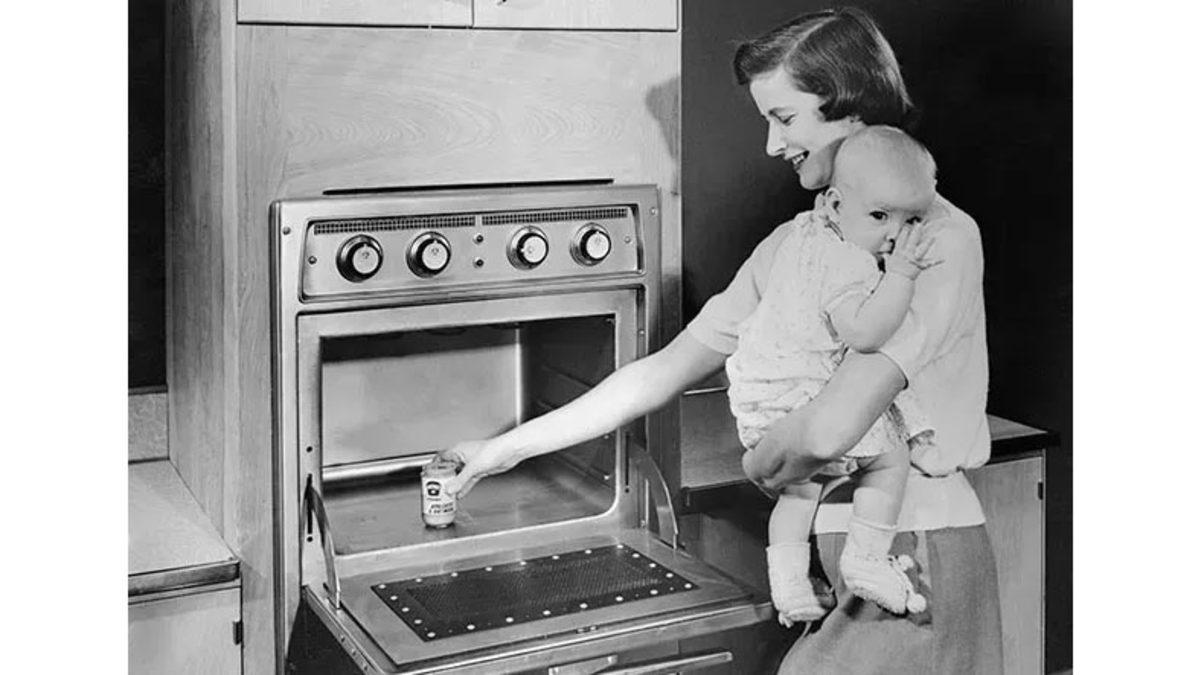 Ne İçin Üretildiler, Ne İçin Kullanılıyorlar: Amacı Dışında Hizmet Veren Bazı Teknolojik Ürünler (PS3 Ne Alaka?)