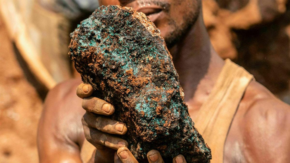 Elektrikli Arabalar İçin Şart Olan Kobalt, İnsanlık İçin Nasıl Bir Tehdit?