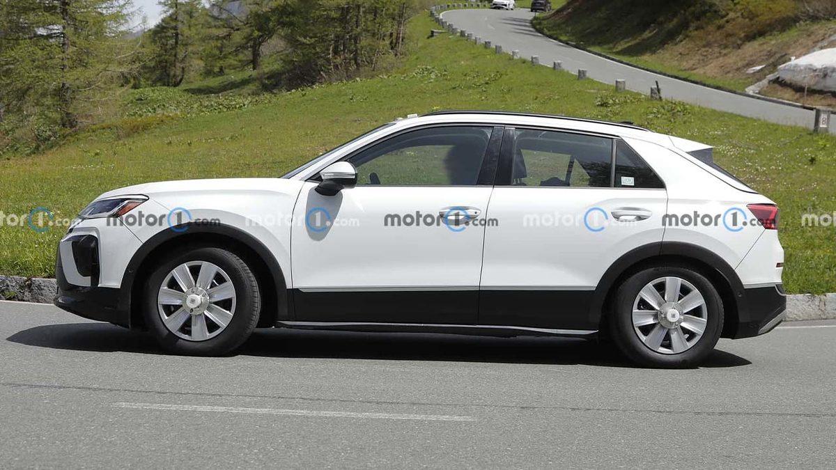 2026 Model Volkswagen T-Roc’ın Tasarımı Ortaya Çıktı (Toyota mı Yaptı Bunu?)