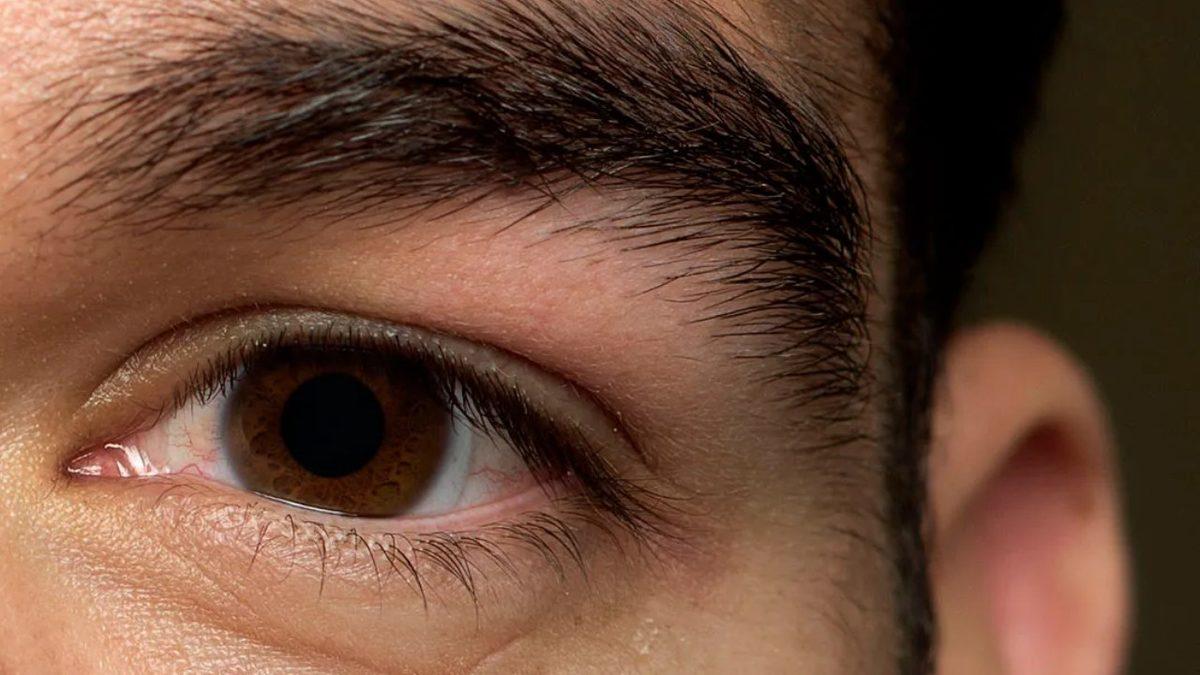 Dozunda Bilim #7: Göz Kapağı Seğirmesinin Ardında Hangi Sebepler Var? Durdurmak Mümkün Değil!