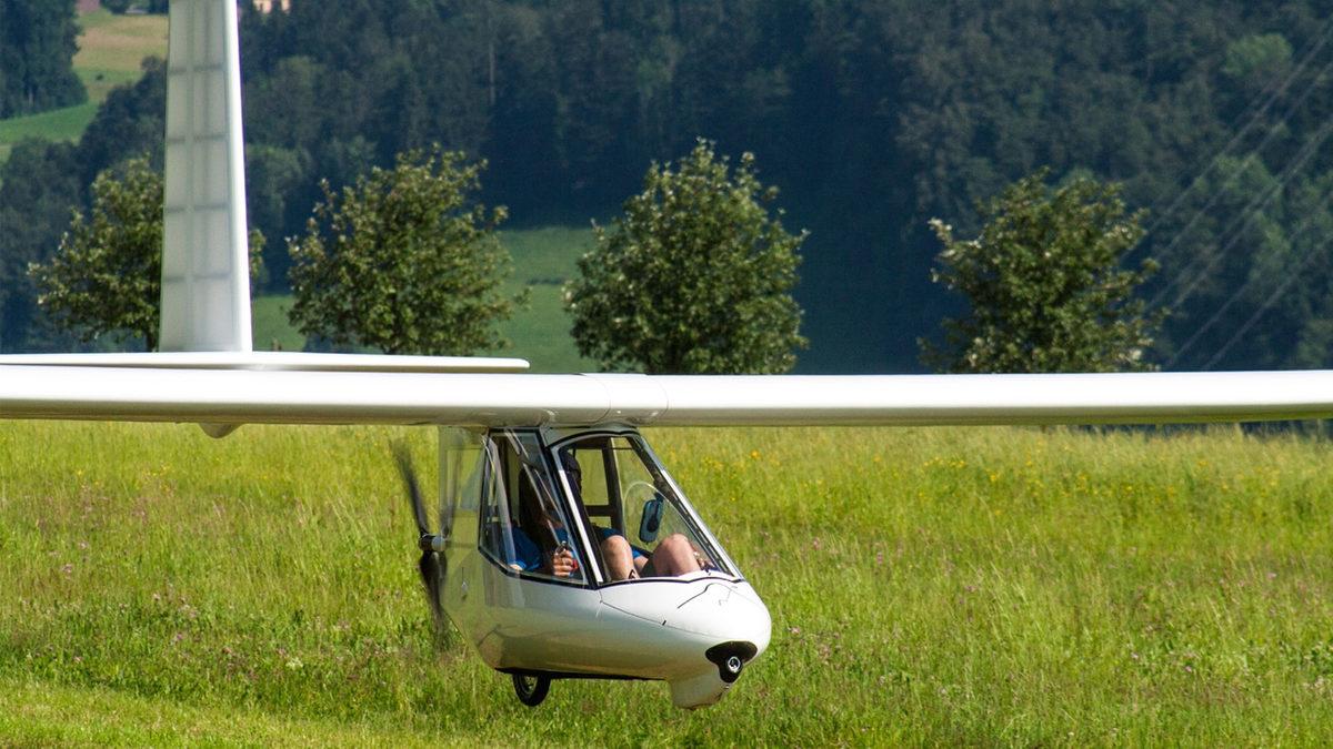 Motor veya Yakıta İhtiyaç Yok! Peki, Dünyanın En Hafif Uçağı ile Gökyüzünde Süzülmek Nasıl Mümkün Oluyor?