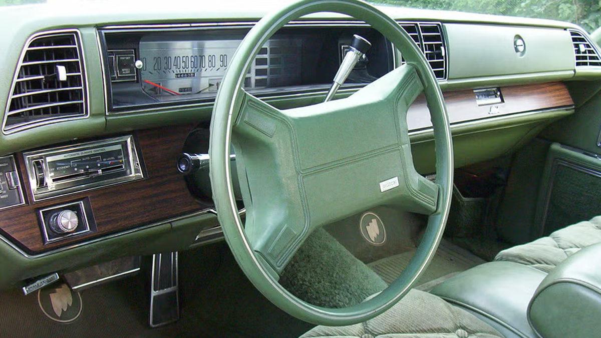 ABS’yi Mercedes, Isıtmalı Koltuğu Cadillac Yaptı: İşte Tarihe Geçen Otomobil İlkleri!