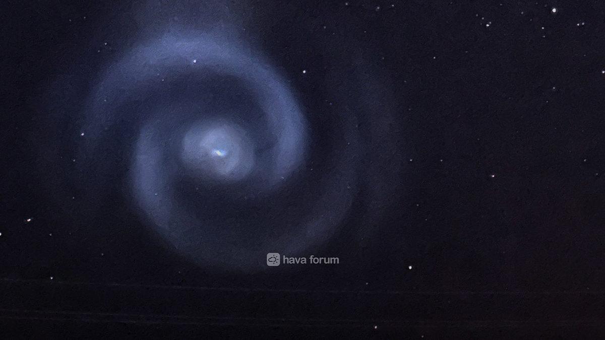 Dün Gece Türkiye’de de Görülen Spiral Şeklindeki Nesne Gündem Oldu: 