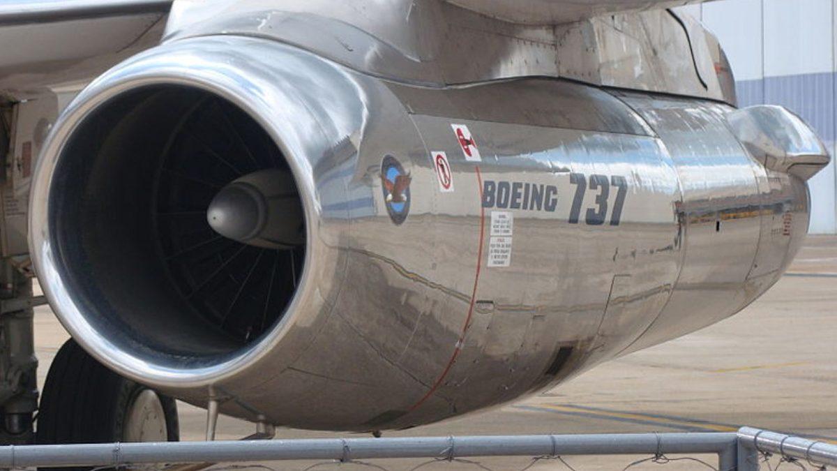 Yeni Nesil Boeing 737 Motorları Neden Tam Bir Daire Şeklinde Değil? Altı Özellikle Düz Tasarlanmış!