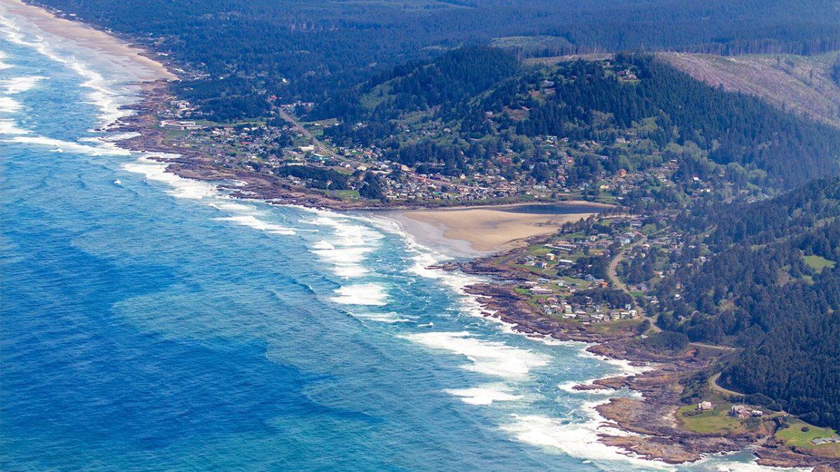 Okyanus Sularının Farklı Yerlerde Farklı Renklerde Gözükmesinin Tuhaf Sebebi (Hani Su Renksizdi?)