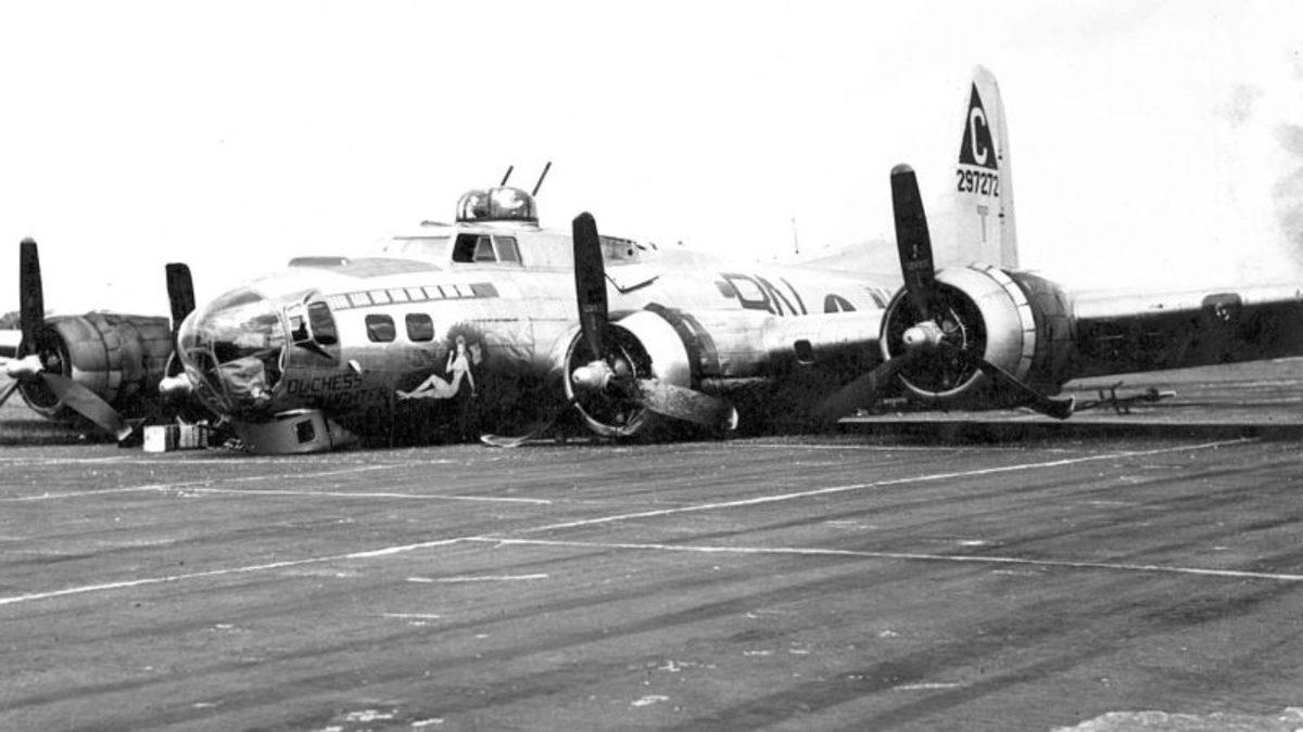 Uçakların Olası Bir Arıza veya Pilot Hatası Sebebiyle Gövdelerinin Üzerine İniş Yapması Mümkün mü?