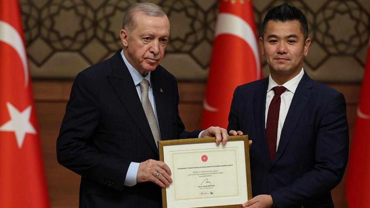 Çinli Şirketten Milyonlarca Dolarlık Yatırım: Türkiye’de Güneş Hücresi Fabrikası Kurulacak!