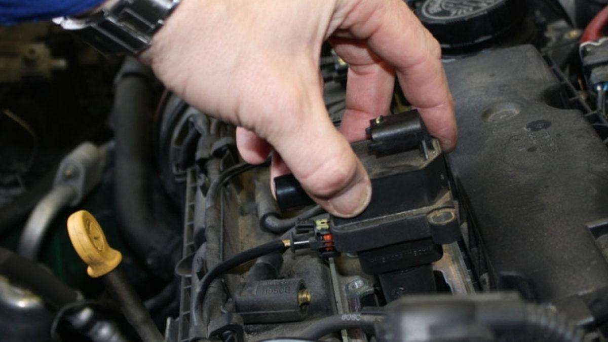 Eğer Aracınız Sürüş Esnada Aniden Duruyorsa Bilmeniz Gereken Bir Şeyler Var...