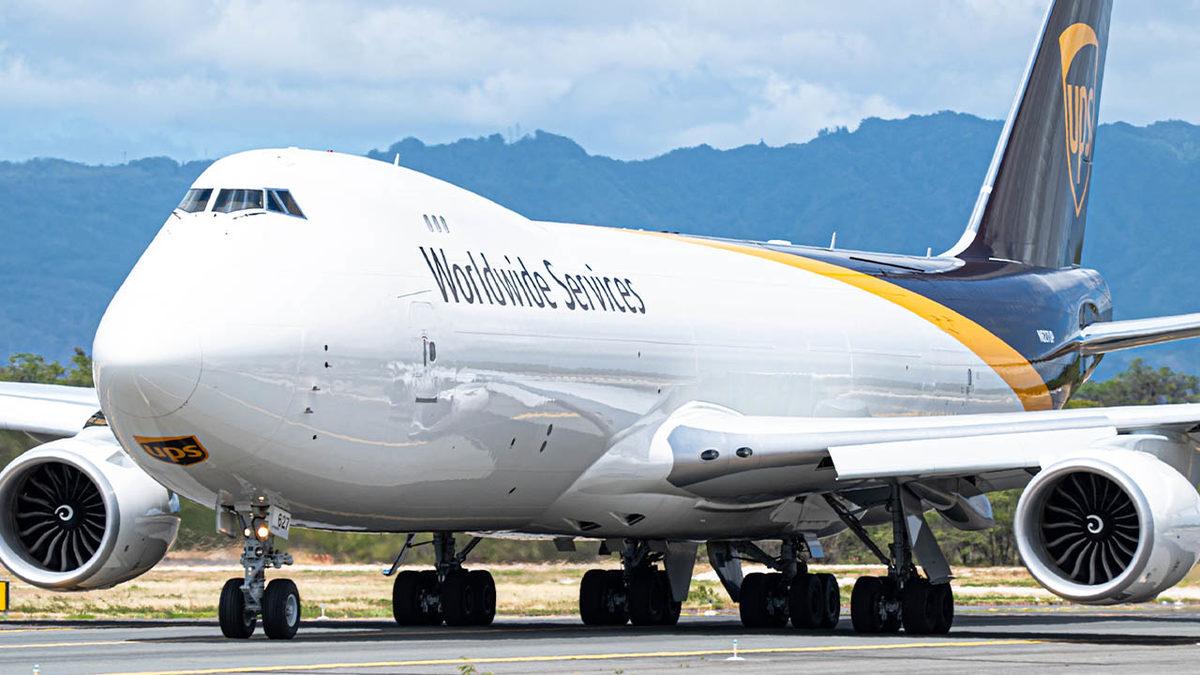 Çin’den Apar Topar 5 Uçak iPhone Taşıyan Apple, Toplamda Kaç Adet iPhone Stokladı ve Kaç Milyar Dolar Vergiden Kurtulmuş Oldu?