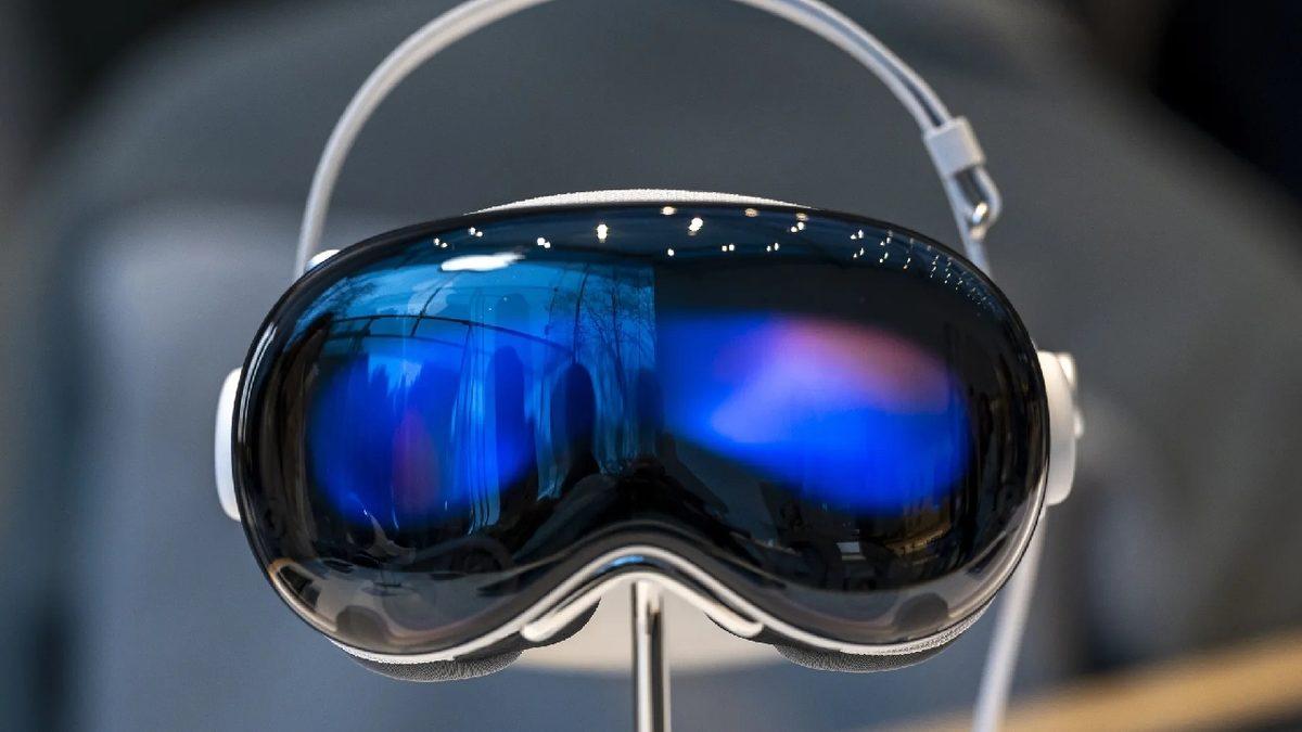 Apple’ın, Vision Pro 2 ve Günlük Kullanıma Uygun Meta Ray-Ban Benzeri Akıllı Gözlüklerden Yeni Bilgiler Geldi